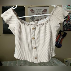 *BOGO!* Nude off/on the shoulder crop top